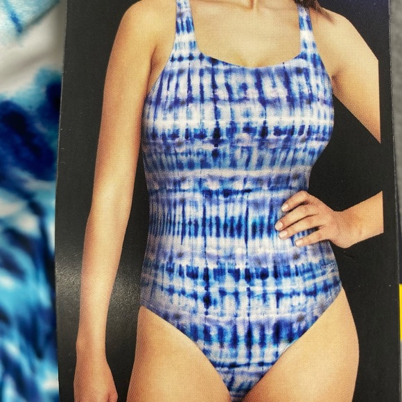 Speedo Printed Square-neck One Piece - Picture 1 of 6